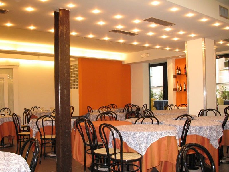Hotel Villa Lalla Rimini Esterno foto